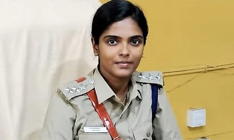 ஜெம் கிரானைட் வீரமணி வழக்கில் புகார்:  உதவி ஆணையர் யாஸ்மின் காத்திருப்போர் பட்டியலுக்கு மாற்றம்