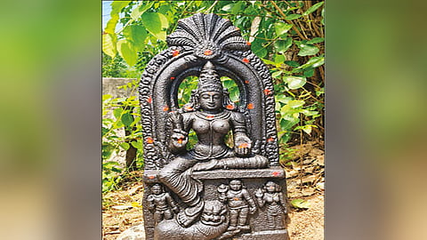 சமணர்கால காவல் தெய்வமான தர்மதேவி சிலை கண்டுபிடிப்பு