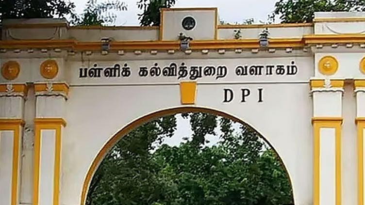 பாலியல் துன்புறுத்தல் புகார்களை கையாள்வது எப்படி? ஆசிரியர்களுக்கு பள்ளிக்கல்வித்துறை அறிவுரை