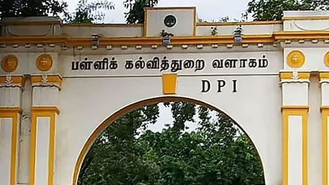 பாலியல் துன்புறுத்தல் புகார்களை கையாள்வது எப்படி? ஆசிரியர்களுக்கு பள்ளிக்கல்வித்துறை அறிவுரை