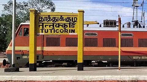 தீபாவளி பண்டிகை: மும்பையில் இருந்து தூத்துக்குடிக்கு சிறப்பு ரெயில் இயக்க கோரிக்கை. 