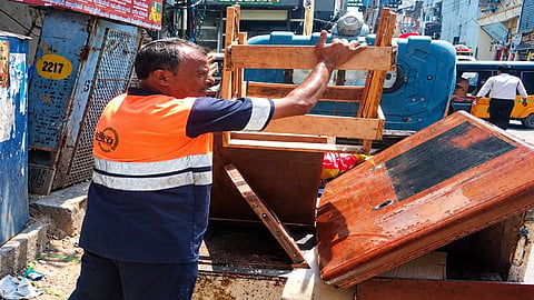 சென்னை மாநகராட்சியில் 184 இடங்களில் 32 மெட்ரிக் டன் பழைய பொருட்கள் அகற்றம்!