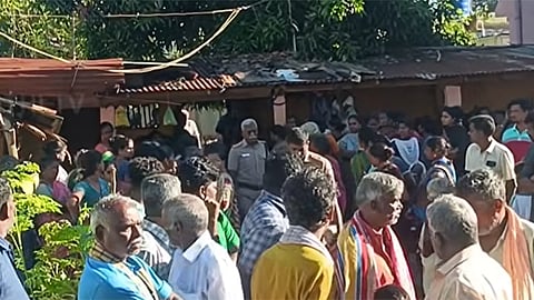 தேனி: முதியவர் தலை துண்டிக்கப்பட்டு கொடூர கொலை - மகன் வெறிச்செயல்
