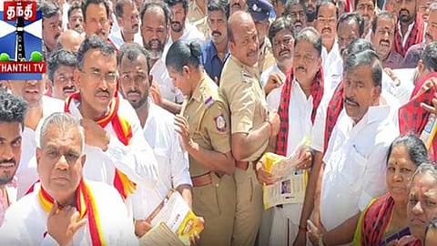 இடைத்தேர்தல்: தாராபுரத்தில் திமுக - தவெக போட்டி போட்டு பிரசாரம்