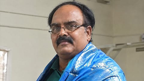மாணவி புகார்: அண்ணாமலை பல்கலைக்கழக துறைத் தலைவர் தற்காலிக பணிநீக்கம்