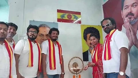 மேற்கு வங்காளத்தில் தவெக அலுவலகம் திறப்பு