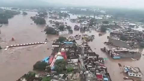 நிவாரணப் பணிகள் தீவிரமாக நடைபெற்று வருகின்றன.