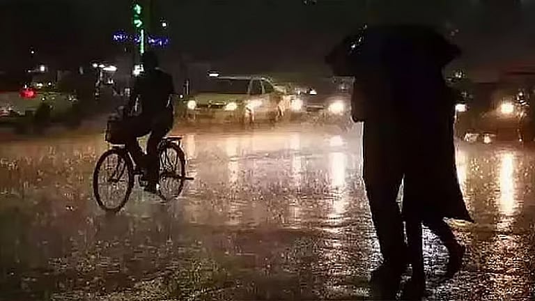இரவு 10 மணி வரை மழைக்கு வாய்ப்பு உள்ள மாவட்டங்கள்..? - விவரம்