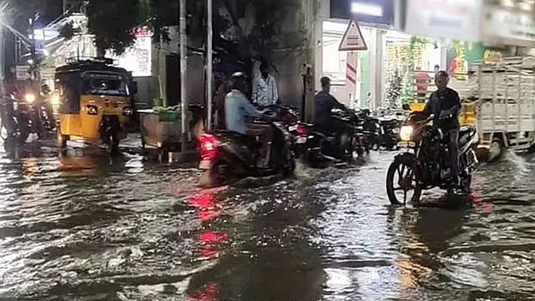 16 மாவட்டங்களில் அதிகாலை 4 மணி வரை மழைக்கு வாய்ப்பு