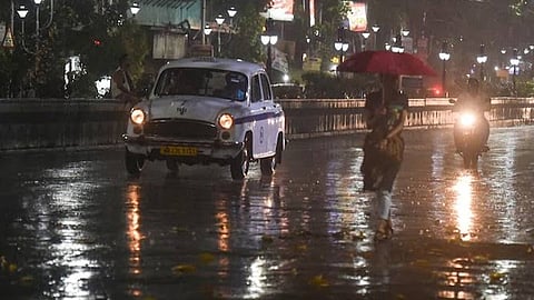 இரவு 10 மணி வரை மழைக்கு வாய்ப்பு உள்ள மாவட்டங்கள்..? - விவரம்

