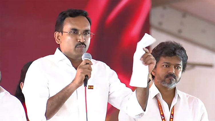 இந்தியாவிலேயே அதிக மக்கள் செல்வாக்கு பெற்ற தலைவர் முதல்-அமைச்சர் விஜய் - அமைச்சர் அருண்ராஜ்