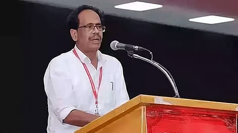 தேர்தல் ஆணையர் விவகாரம் குறித்து முதல் அமைச்சர் விஜய் பேச வேண்டும்; வீரபாண்டியன் வலியுறுத்தல்