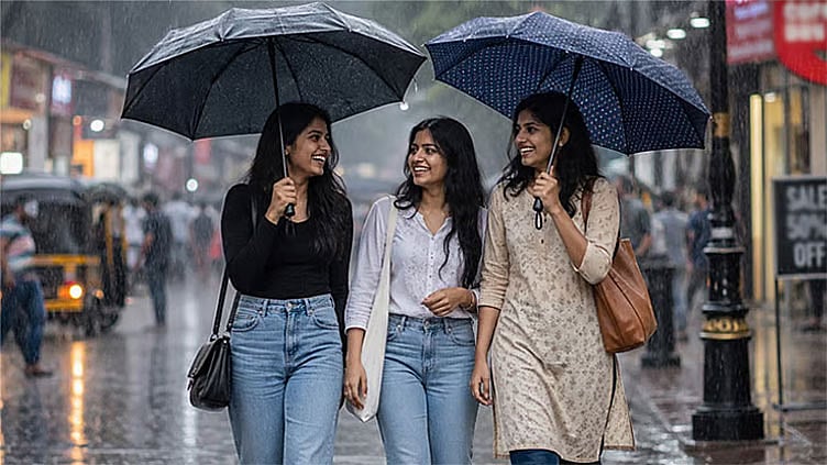 Chennai Meteorological Centre Forecasts Rain for Tamil Nadu Until Oct 8