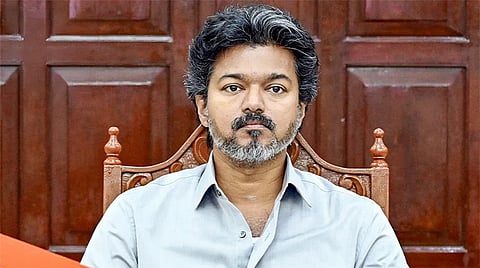 கோவையில் இருந்து முதல்-அமைச்சர் விஜய் தாராபுரத்துக்கு ஹெலிகாப்டரில் பயணம்