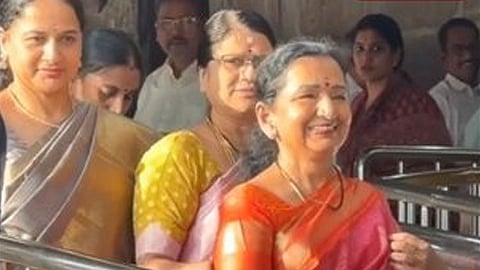 ஷோபா சந்திரசேகர்