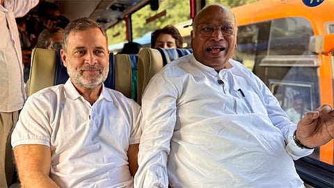 ‘எங்களை எவ்வளவு அச்சுறுத்தினாலும், சிரித்துக் கொண்டே முன்னேறுவோம்..’ - மல்லிகார்ஜுன கார்கே 