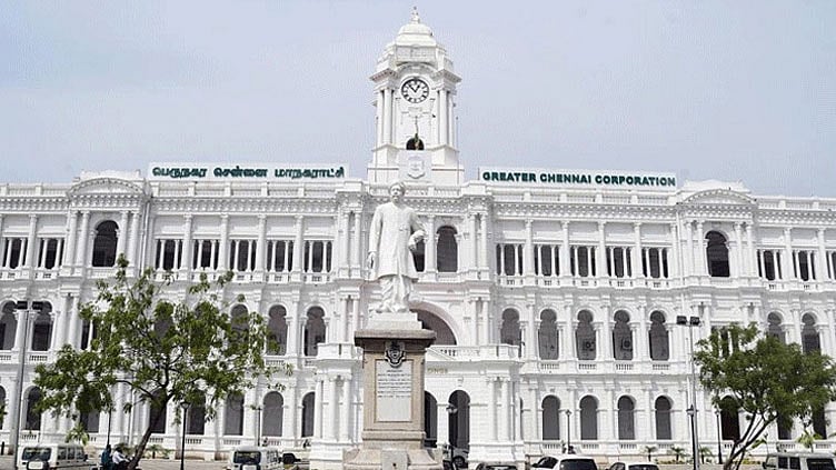 ஈஞ்சம்பாக்கம், உத்தண்டி பகுதியில் விதிகளை மீறிய 105 வீடுகளுக்கு நோட்டீஸ்: சென்னை மாநகராட்சி அதிரடி