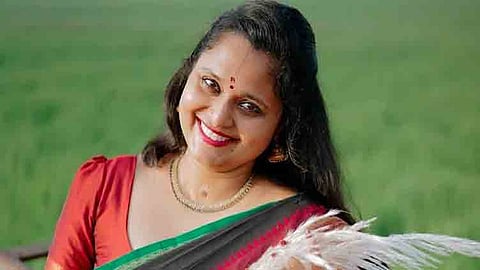 11 வயது சிறுவனுக்கு பாலியல் தொல்லை-  பெண் யூடியூபர் மீது வழக்கு. 