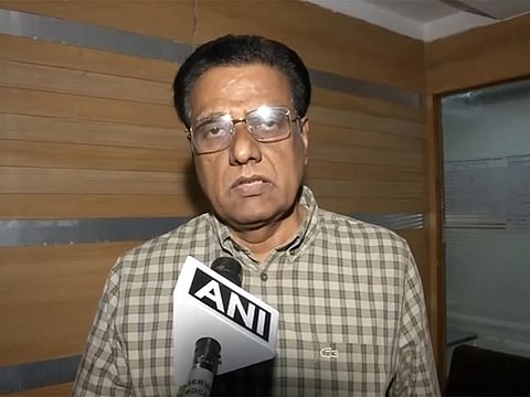 தேர்தல் ஆணையம் தனது பணியை செய்ய அனுமதிக்க வேண்டும்: எதிர்க்கட்சிகளுக்கு பாஜக கண்டனம்