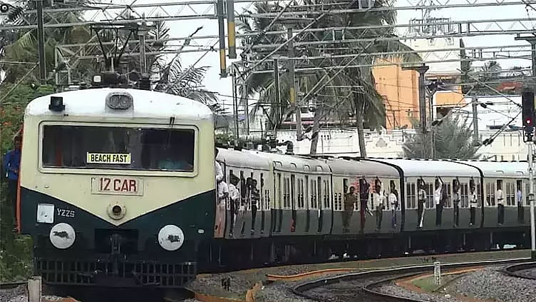 சென்னை கடற்கரை-செங்கல்பட்டு மின்சார ரெயில் இன்று பகுதி ரத்து