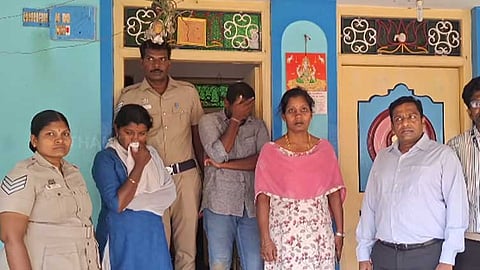 தர்மபுரி: கர்ப்பிணிகளின் வயிற்றில் இருக்கும் சிசுவின் பாலினத்தை கண்டறிய உதவிய நர்ஸ் கைது