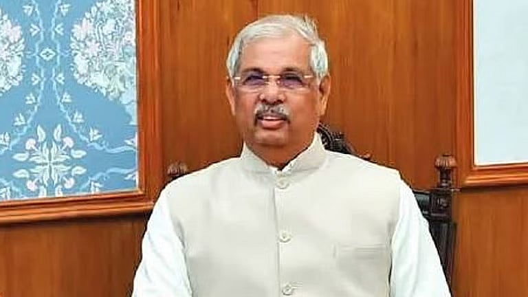 தமிழகத்தின் நிரந்தர கவர்னராக அர்லேகர் நியமனம்: ஜனாதிபதி உத்தரவு
