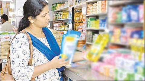 விலையை உயர்த்தாமல் அளவை குறைத்த சோப்பு ஆயில் நிறுவனங்கள் - இல்லத்தரசிகள் குமுறல்