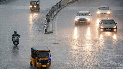 இன்று தொடங்குகிறது வடகிழக்கு பருவமழை