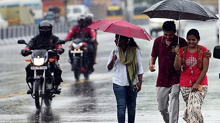 தமிழகத்தில் 4 மாவட்டங்களுக்கு இன்று ஆரஞ்ச அலர்ட், கனமழைக்கு வாய்ப்பு
