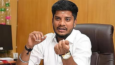 கட்டணமில்லா தரிசனத்துக்கு பணம் வசூலித்தால் கடும் நடவடிக்கை! - அமைச்சர் ரமேஷ் எச்சரிக்கை