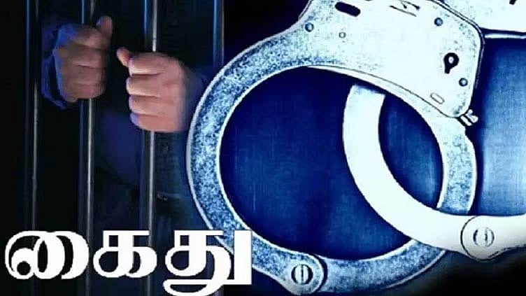 ஈரோடு அரசு மருத்துவமனையில் பயங்கரம்! மாமனாரைக் கத்தியால் குத்திய மருமகன் கைது