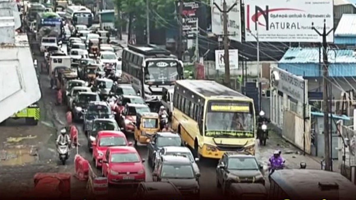 விடுமுறை முடிந்து சென்னை திரும்பும் மக்கள்: மதுரவாயல் - கோயம்பேடு சாலையில் 2 கி.மீ தூரத்திற்கு வாகனங்கள் அணிவகுப்பு