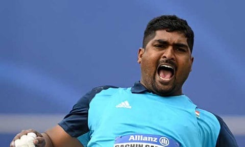 

பாரா ஆசிய விளையாட்டு: வரலாற்று சாதனை... குண்டு எறிதலில் 3 பதக்கங்களையும் கைப்பற்றிய இந்திய வீரர்கள் 
