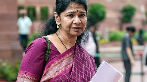 தமிழ்நாட்டில் நடப்பது மக்கள் ஆட்சியா, ஜோதிடர் ஆட்சியா? கனிமொழி எம்.பி கேள்வி