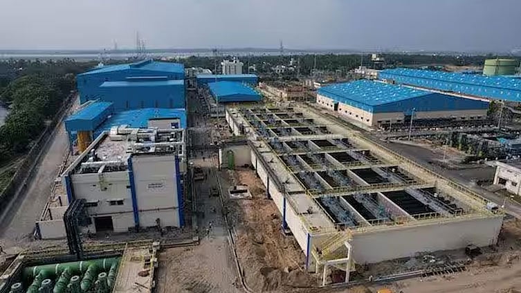 மீஞ்சூரில் ரூ.4,800 கோடியில் கடல்நீரை நன்னீராக்கும் திட்டம் - அதிகாரிகள் ஆய்வு