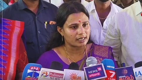 
ரூ.2,500 மகளிர் உரிமைத் தொகை எப்போது?