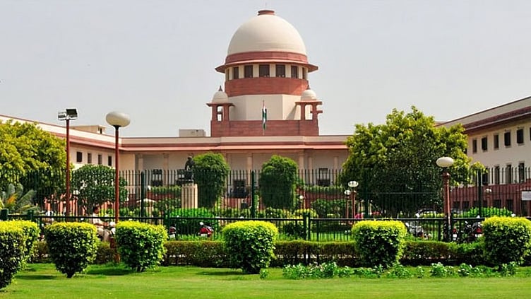 ‘நீர்நிலைகளை பாதுகாக்கத் தவறினால் வேடிக்கை பார்க்க மாட்டோம்’ - சுப்ரீம் கோர்ட்டு