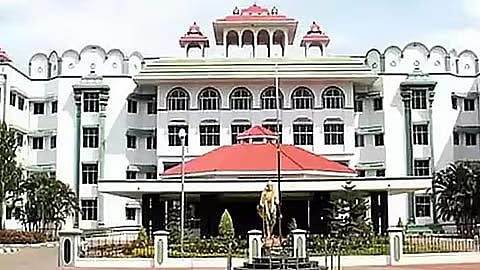 மதுரை ஐகோர்ட்டு 