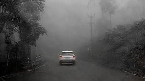 கனமழை பெய்து வருவதால்.. ஏற்காடு பகுதிக்கு சுற்றுலாப் பயணிகள் வர வேண்டாம் - மாவட்ட கலெக்டர்