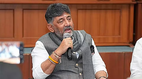 'தனியார் நிறுவனங்கள் கன்னடர்களை புறக்கணித்தால் கடும் நடவடிக்கை எடுக்கப்படும்' - டி.கே.சிவக்குமார் எச்சரிக்கை
