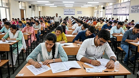 
அரசு, தனியார் நிறுவனங்கள் நடத்தும் பல்வேறு போட்டித்தேர்வுகள் பற்றிய விவரங்கள்
