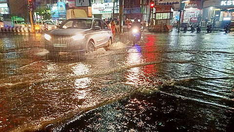 இரவு 1 மணிவரை மழைக்கு வாய்ப்பு உள்ள மாவட்டங்கள்...?

