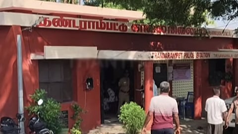 மேலும் ஒரு அதிர்ச்சி.. திருவண்ணாமலை அருகே 3 பள்ளி சிறுமிகள் மாயம் - உறவினர்கள் புகார்
