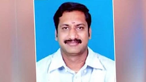 ரூ.400 கோடி லஞ்ச வழக்கு: முன்னாள் எம்.எல்.ஏ. முத்துக்குமார் நீதிமன்றத்தில் சரண்