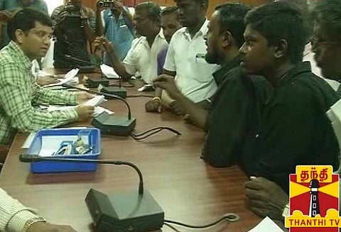 குமரெட்டியாபுரம் மக்களுடன் எப்போது வேண்டுமானாலும் பேச்சுவார்த்தை நடத்த தயார் தூத்துக்குடி மாவட்ட ஆட்சியர்