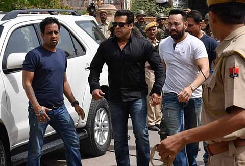 மான் வேட்டையாடிய வழக்கு நடிகர் சல்மான்கானுக்கு 5 ஆண்டுகள் சிறை