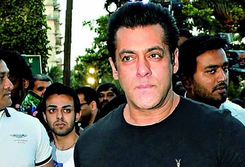 மான் வேட்டையாடிய வழக்கில் நடிகர் சல்மான்கானுக்கு ஜாமீன்