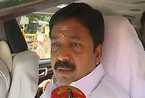 அண்ணா பல்கலைக்கழக துணை வேந்தர் நியமனம்: தேர்வு செய்த விவரத்தைகூட அரசுக்கு தெரிவிக்கவில்லை - அமைச்சர் சி.வி.சண்முகம்