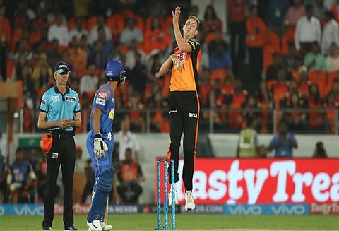 ஐபிஎல் கிரிக்கெட்: ராஜஸ்தான் ராயல்ஸ் அணி பேட்டிங்கில் தடுமாற்றம்