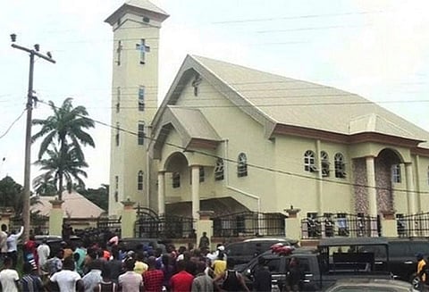 நைஜீரியாவில் சர்ச் மீது துப்பாக்கி சூடு; 16 பேர் பலி